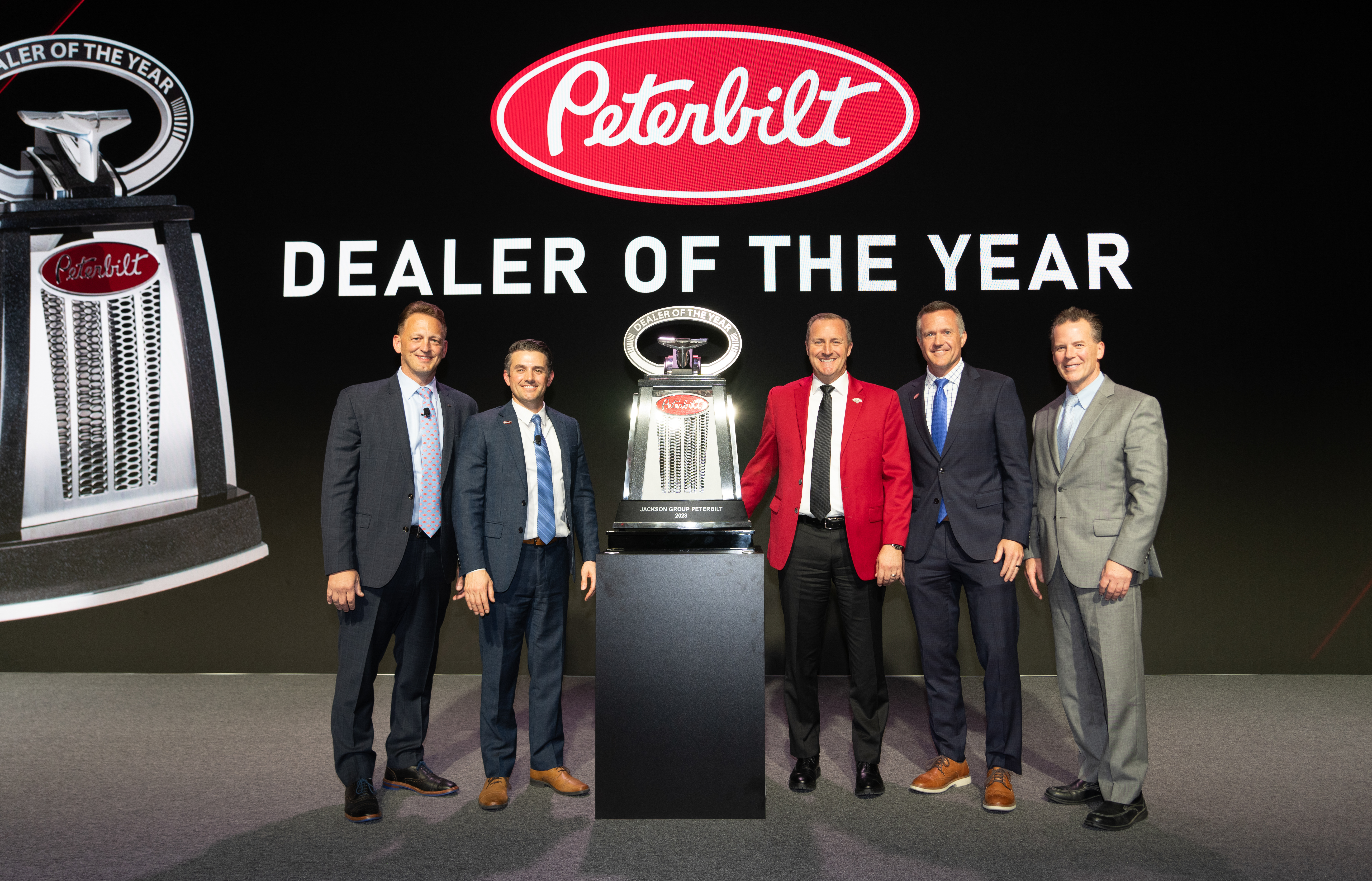 Peterbilt Recognizes Jackson Group Peterbilt as the North American Dealer Group of the Year - Hero image